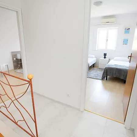 Kuca Za Odmor Toksini * 자다르