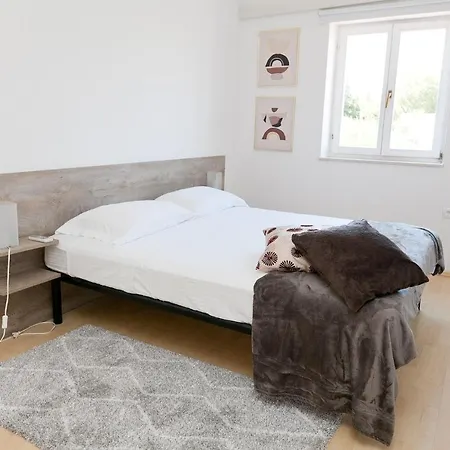 Kuca Za Odmor Toksini Apartman Zadar